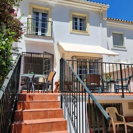 Grande Maison Familiale - Mer Et Golf Torre de Benagalbon Exterior photo